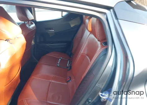 2020 Toyota C-Hr Le z USA, uszkodzony, nr VIN JTNKHMBX3L1069147